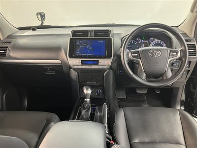 TOYOTA LAND CRUISER PRADO - 6