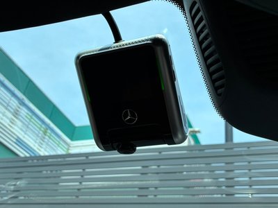 2025 Mercedes-BENZ C-CLASS AMG thumbnail 41