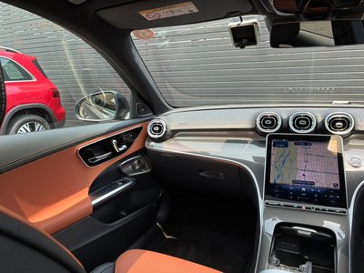 2025 Mercedes-BENZ C-CLASS AMG thumbnail 65