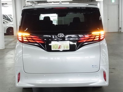 صورة 10 لـ 2023 Toyota ALPHARD