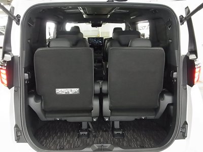 2023 Toyota ALPHARD thumbnail 28