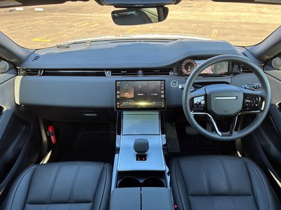 2025 LAND Rover RANGE ROVER EVOQUE — миниатюра 18