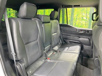 TOYOTA LAND CRUISER 250 - 9