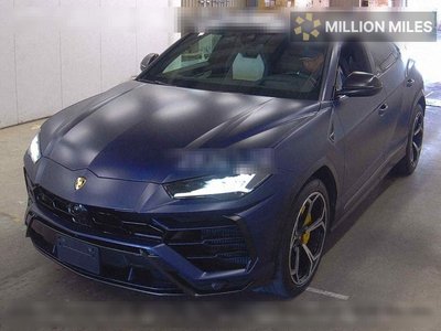 LAMBORGHINI URUS - 4