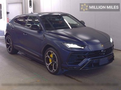 LAMBORGHINI URUS - 1