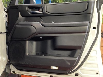 2025 Toyota LAND CRUISER 250 缩略图 40