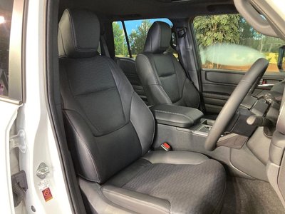 2025 Toyota LAND CRUISER 250 photo 8