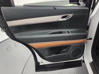 2024 Genesis GV80 thumbnail 15