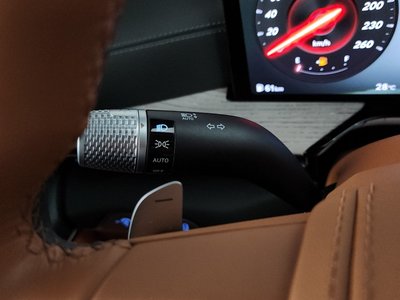 2024 Genesis GV80 thumbnail 27