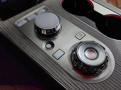 2024 Genesis GV80 thumbnail 12