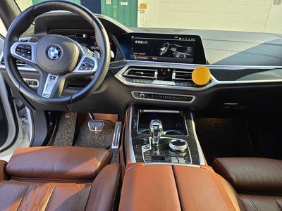 صورة 9 لـ 2022 BMW X7