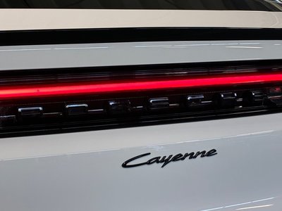 PORSCHE CAYENNE - 6