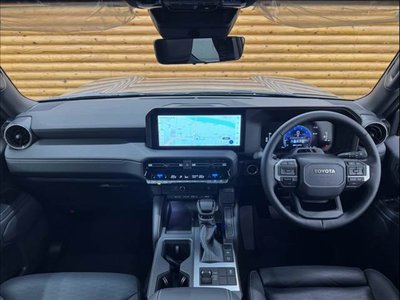 2026 Toyota LAND CRUISER 250 photo 2