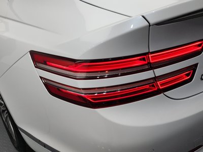 GENESIS G80 (RG3) - 10
