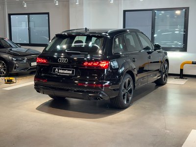 2026 AUDI Q7 photo 4