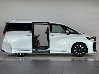 TOYOTA VELLFIRE - 9