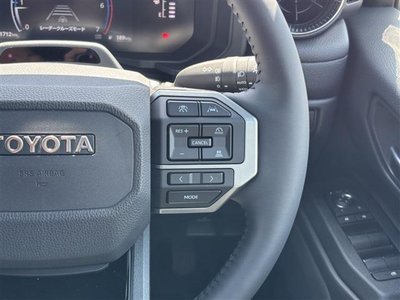 TOYOTA LAND CRUISER 250 - 7