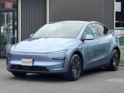 TESLA MODEL Y - 2