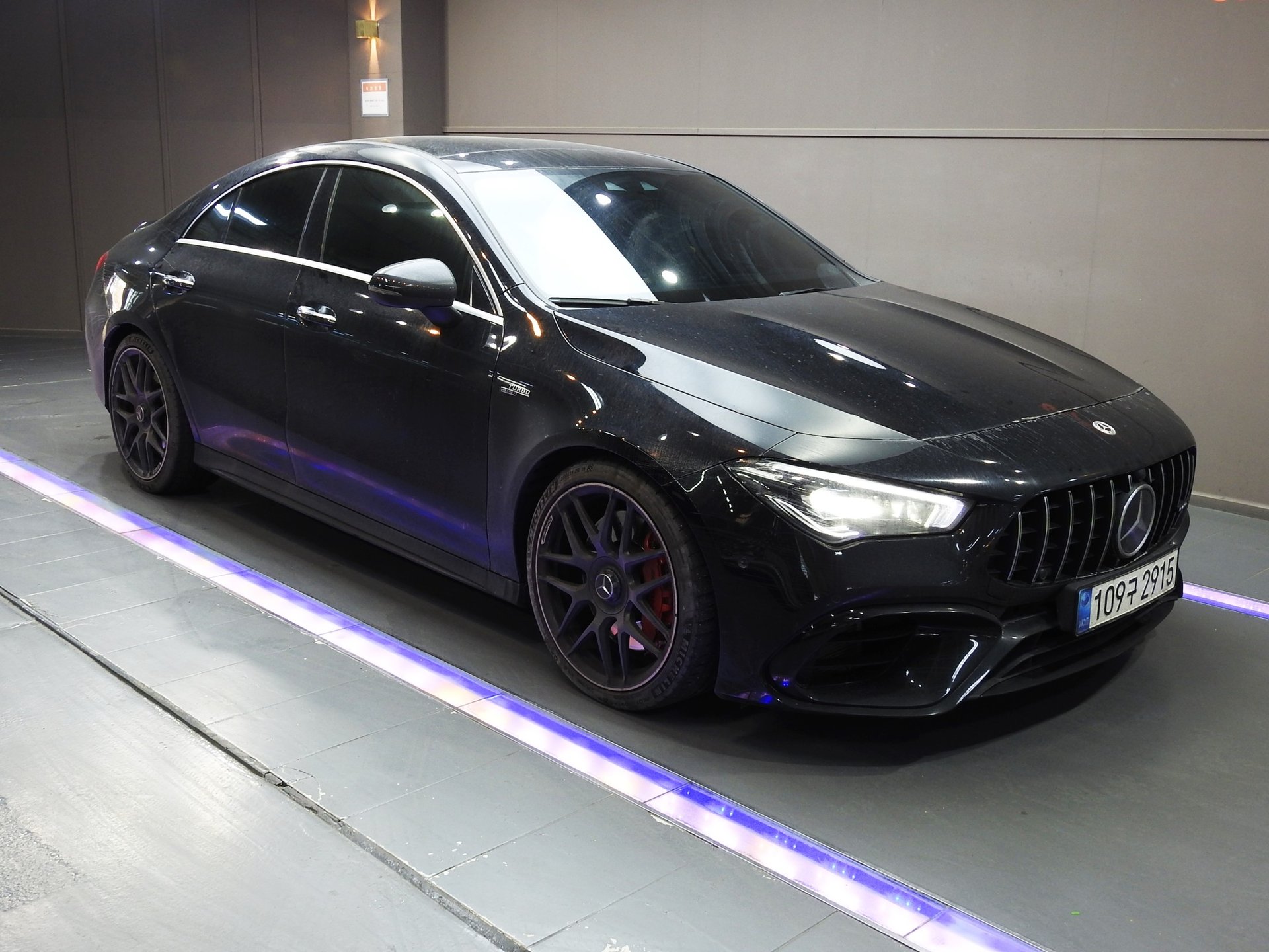 MERCEDES-BENZ CLA - View 1