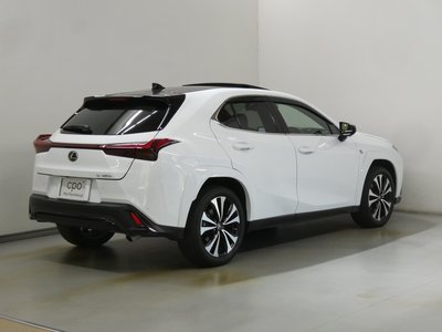 2023 LEXUS UX — фото 5