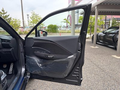 2025 Lexus LBX — миниатюра 25