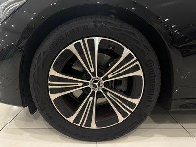 MERCEDES-BENZ E-CLASS - 6