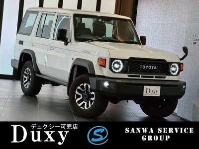 TOYOTA LAND CRUISER 70 - 1