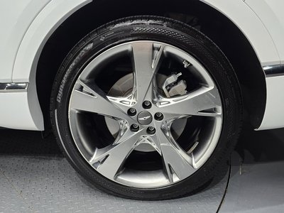 صورة 8 لـ 2021 Genesis GV80