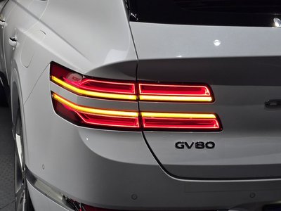 صورة 10 لـ 2021 Genesis GV80
