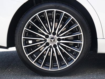صورة مصغرة 17 لـ 2025 Mercedes-BENZ C-CLASS