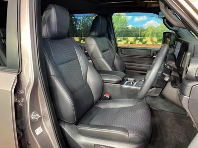 2024 Toyota LAND CRUISER 250 photo 8