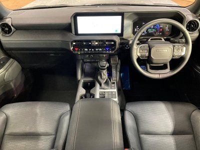 2024 Toyota LAND CRUISER 250 photo 2