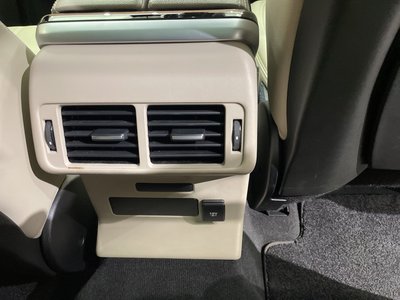 2020 LAND Rover RANGE ROVER VELAR — миниатюра 32