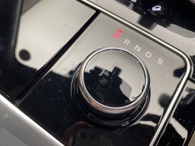 2020 LAND Rover RANGE ROVER VELAR — миниатюра 12