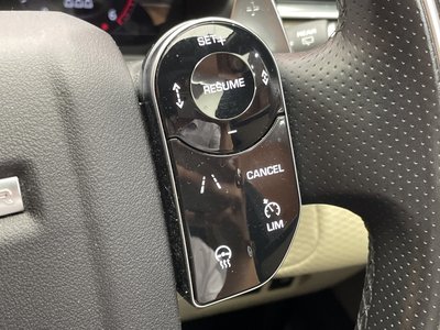 2020 LAND Rover RANGE ROVER VELAR — миниатюра 18