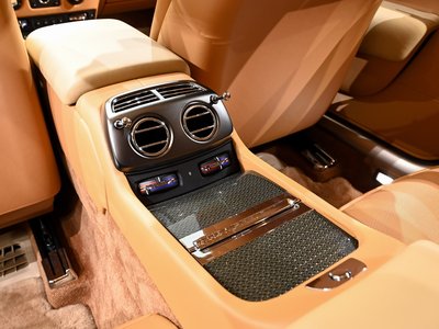 2021 ROLLS-ROYCE WRAITH — миниатюра 26