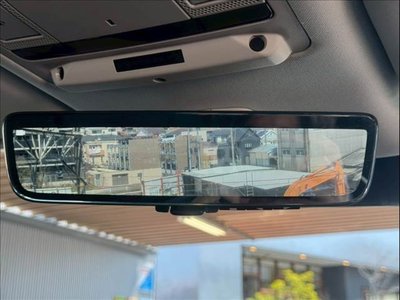 LAND ROVER DEFENDER - 10