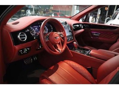 2018 Bentley BENTAYGA 照片 3