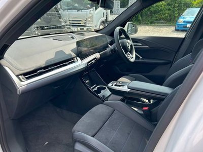 2025 BMW X1 — миниатюра 13
