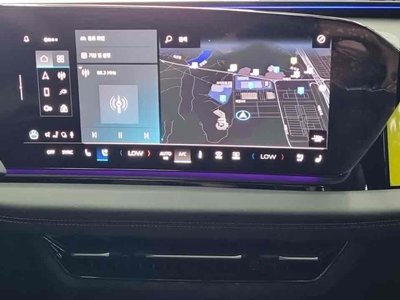 صورة 10 لـ 2025 AUDI A6 E-TRON