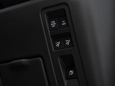 2024 Lexus LM — миниатюра 25