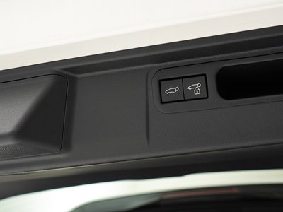 2024 Lexus LM — миниатюра 64