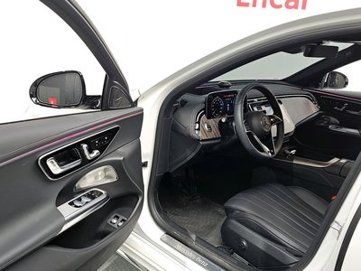 MERCEDES-BENZ E-CLASS - 10