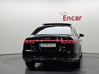 2021 AUDI A8 photo 4