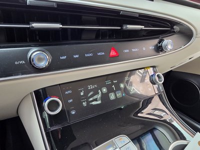 2026 Genesis GV70 — миниатюра 15