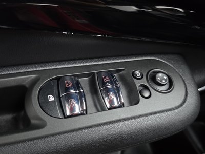 صورة مصغرة 35 لـ 2023 MINI COOPER CLUBMAN