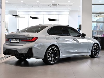 2023 BMW 3 SERIES — фото 5