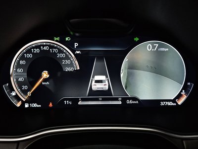 GENESIS GV80 - 8
