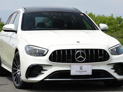 MERCEDES-BENZ E-CLASS - 1