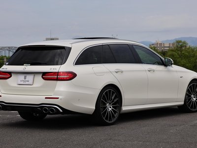 MERCEDES-BENZ E-CLASS - 9